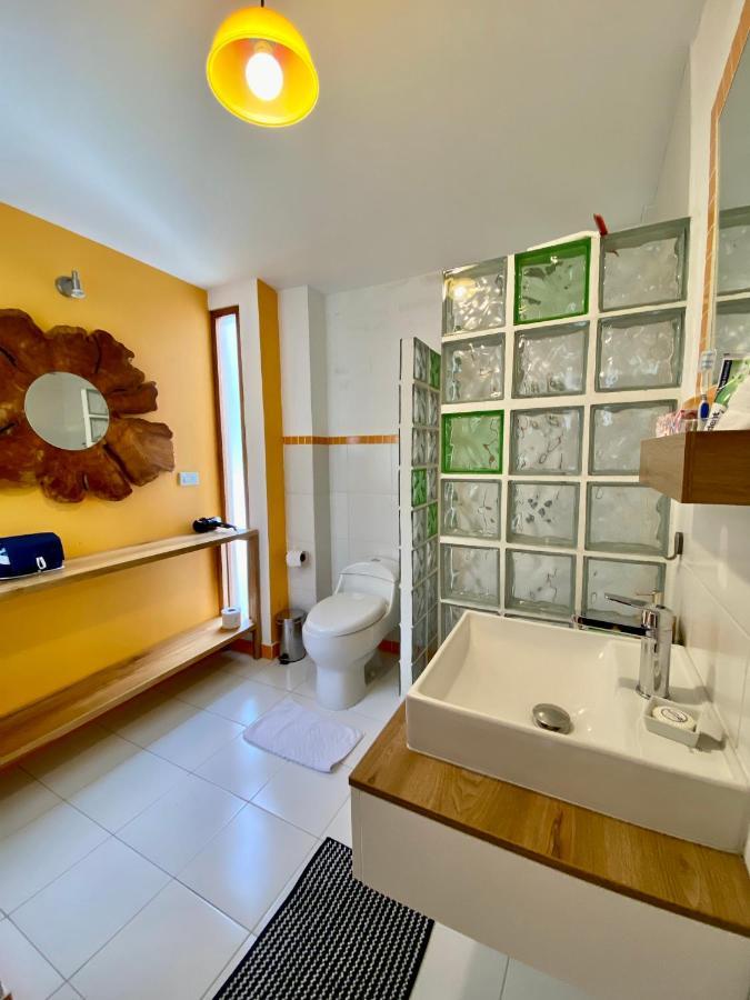 Casa Magnolia Bed and Breakfast Cumbayá Exteriör bild